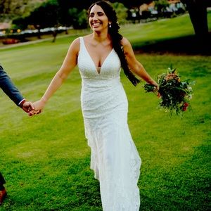 Adrianna Papell Beaded Bridal Gown & Clip On Veil